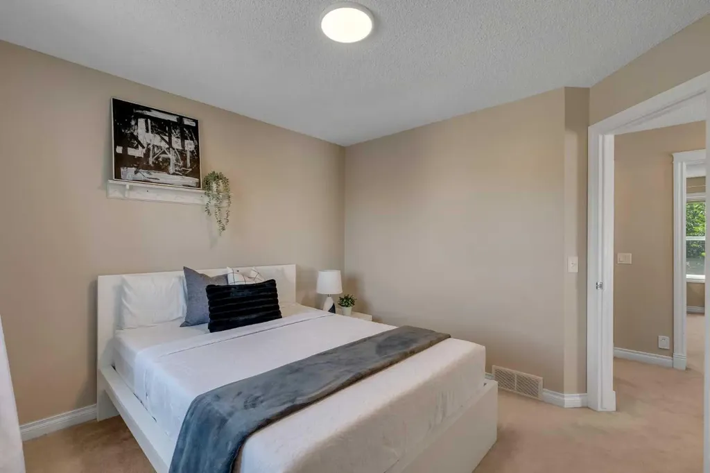 292 Coville Close NE Calgary AB T3K 5V7