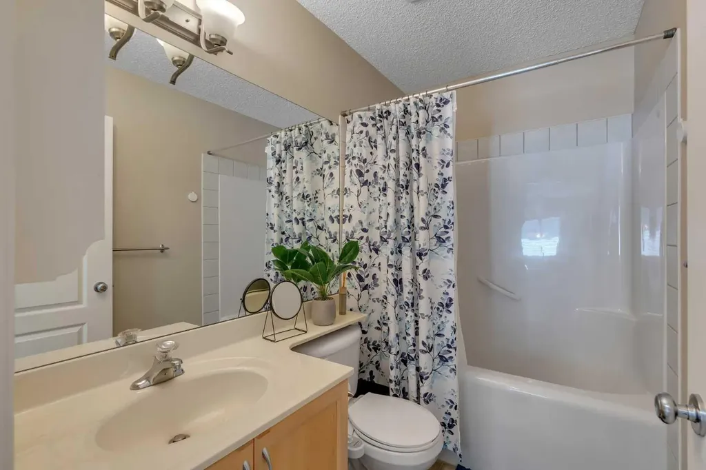 292 Coville Close NE Calgary AB T3K 5V7