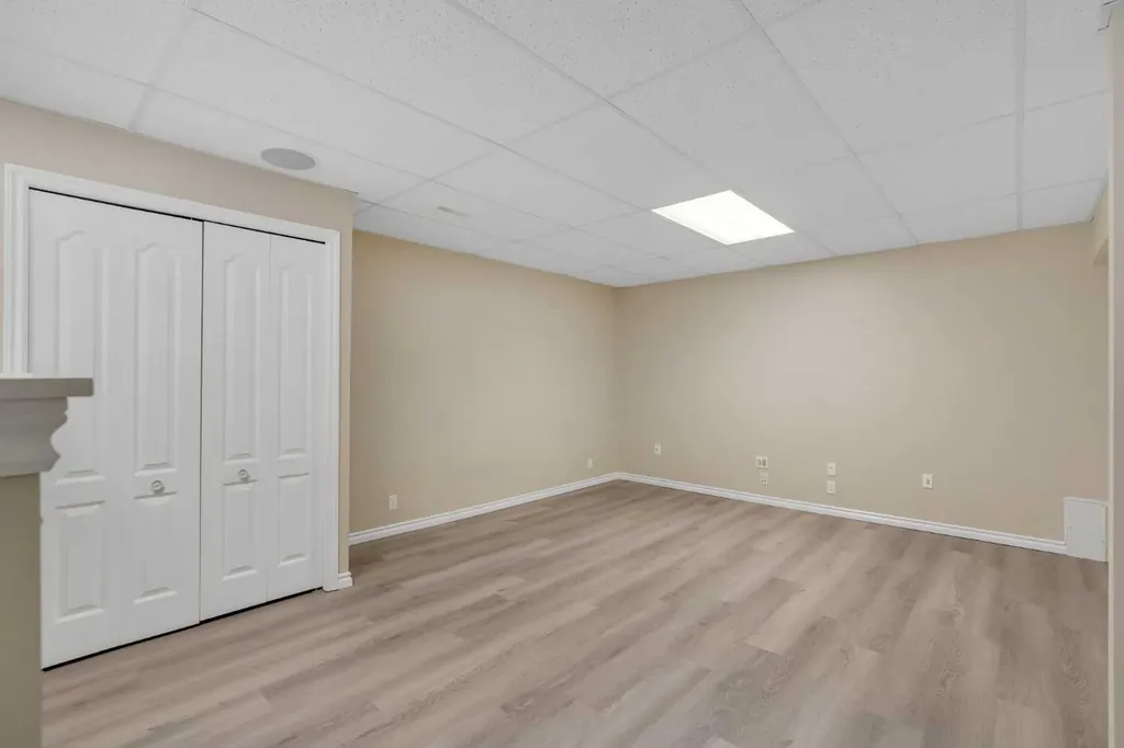 292 Coville Close NE Calgary AB T3K 5V7