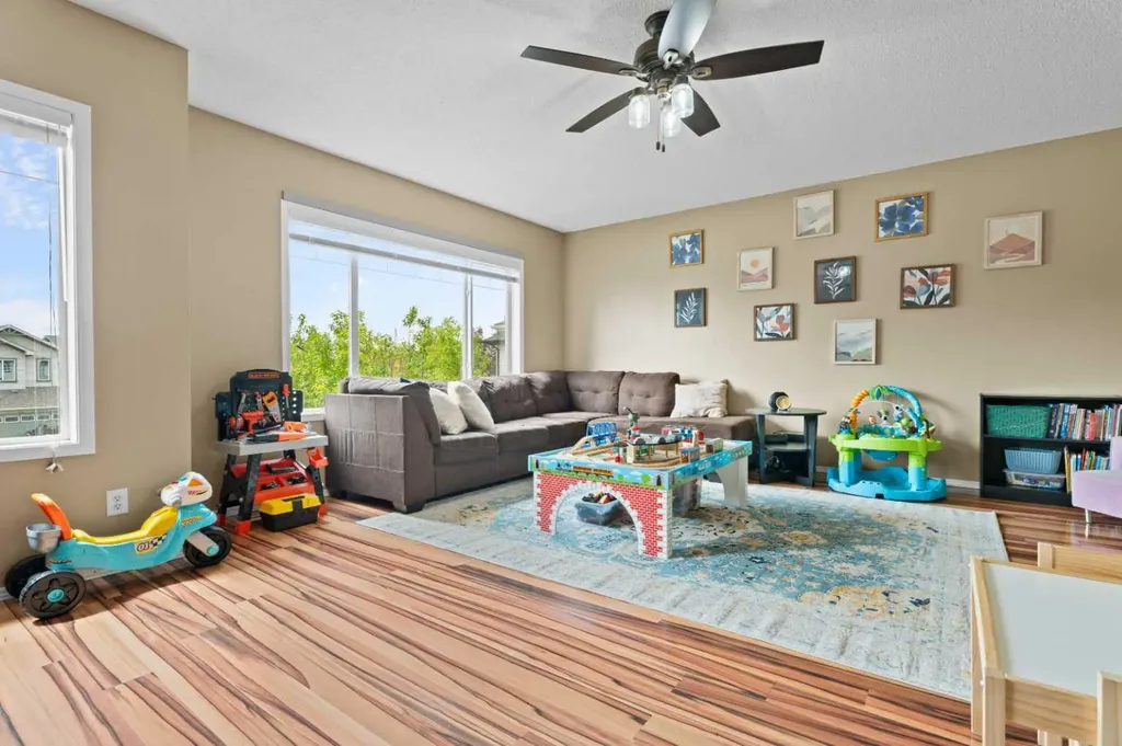 266 Cranwell Bay SE Calgary AB T3M 1G2