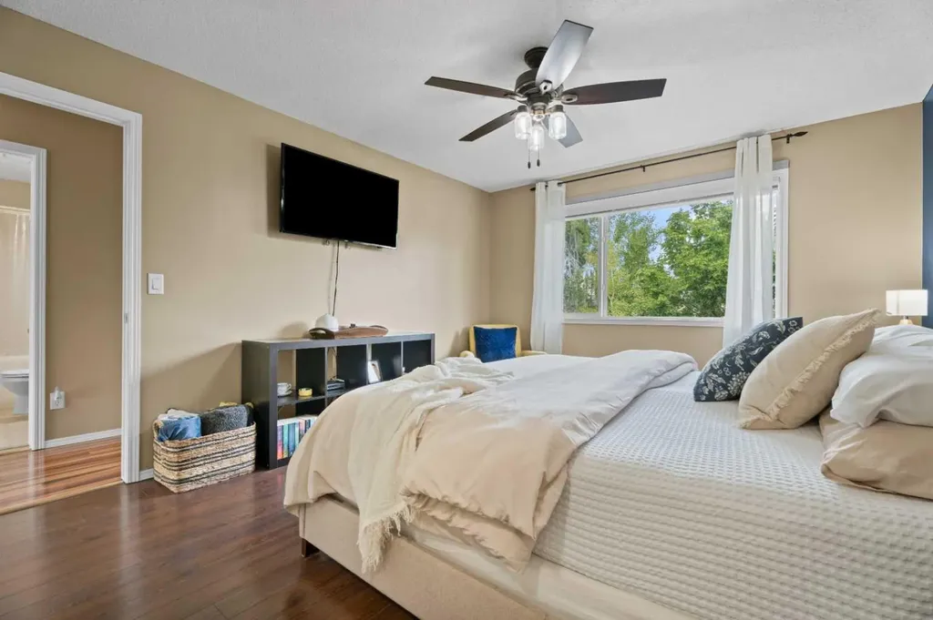266 Cranwell Bay SE Calgary AB T3M 1G2