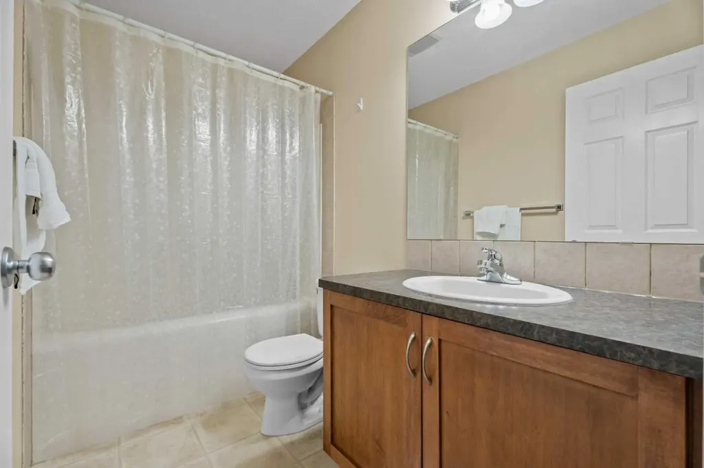 266 Cranwell Bay SE Calgary AB T3M 1G2