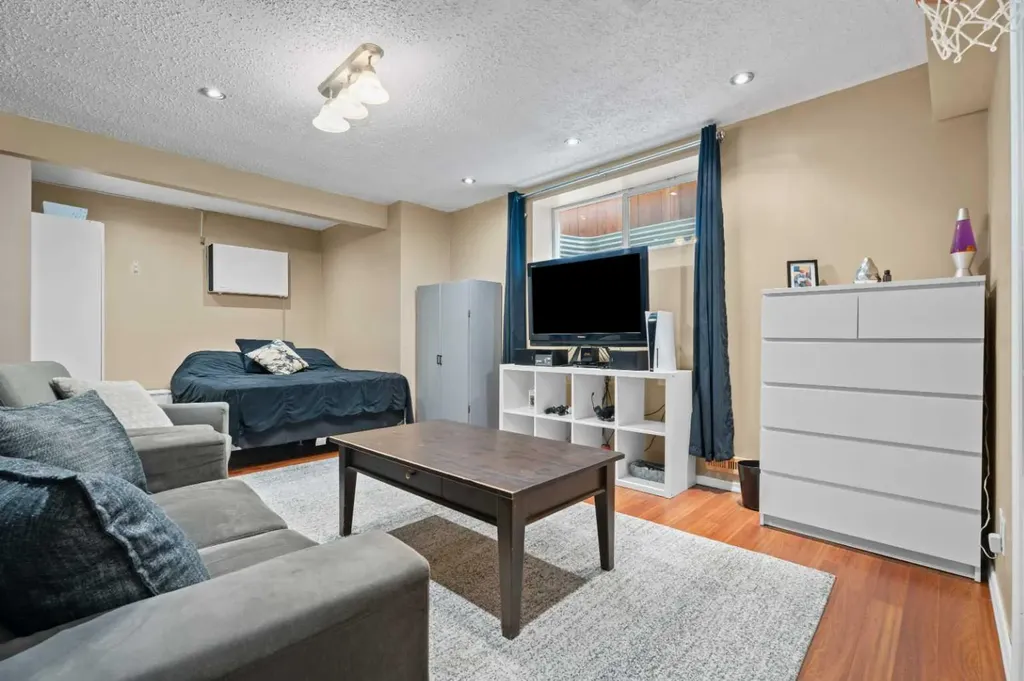 266 Cranwell Bay SE Calgary AB T3M 1G2