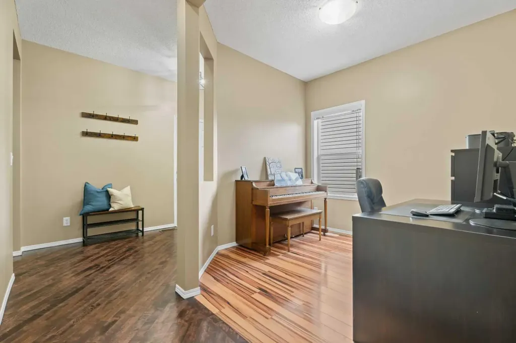 266 Cranwell Bay SE Calgary AB T3M 1G2