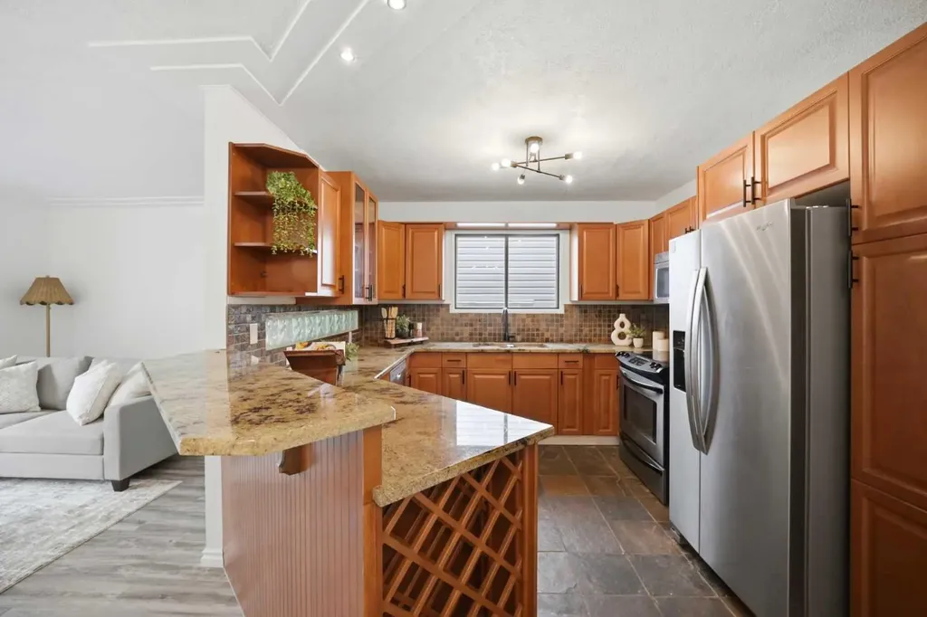 1004 Mckinnon Drive NE Calgary AB T2E 7R8