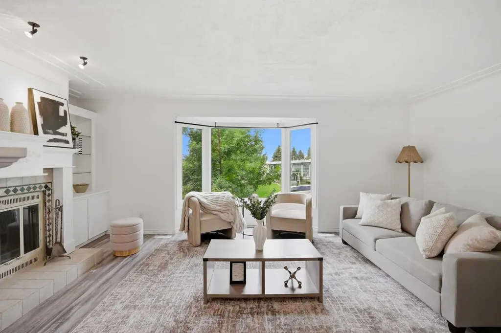 1004 Mckinnon Drive NE Calgary AB T2E 7R8