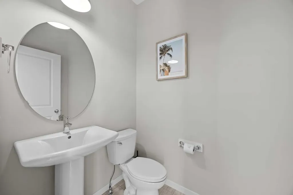 38 Howse Row NE Calgary AB T3P 1A9