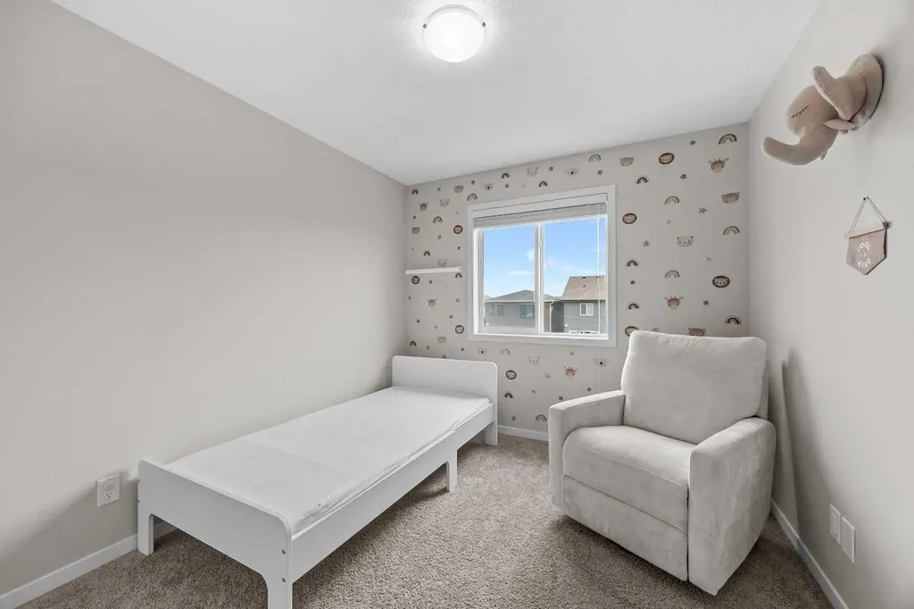 38 Howse Row NE Calgary AB T3P 1A9