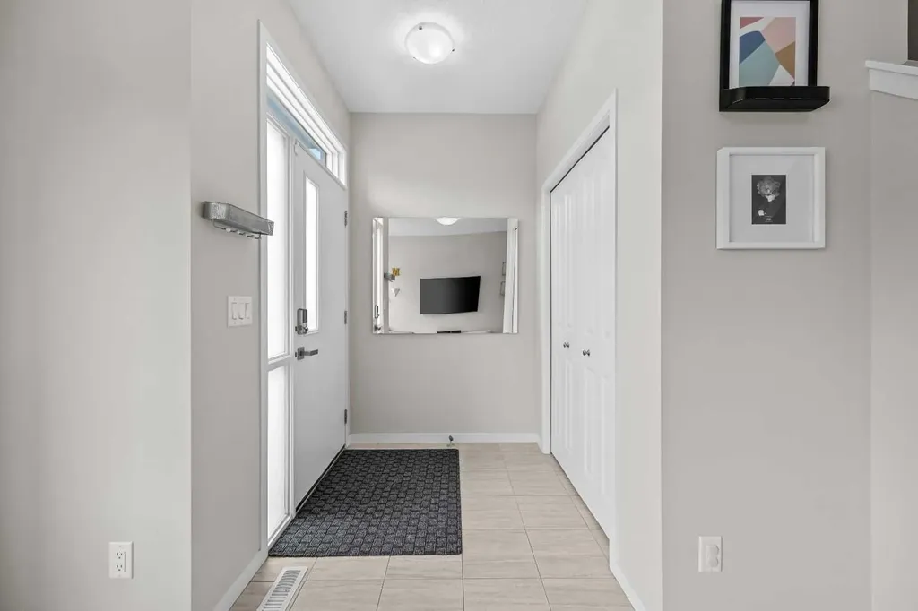 38 Howse Row NE Calgary AB T3P 1A9