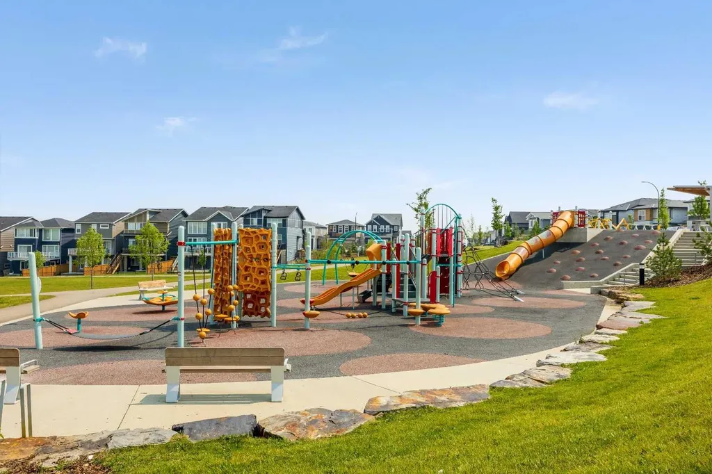 38 Howse Row NE Calgary AB T3P 1A9