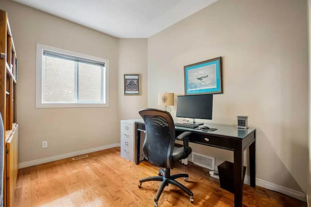50 Springborough Crescent SW Calgary AB T3H 5M5