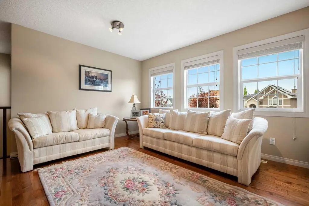 50 Springborough Crescent SW Calgary AB T3H 5M5