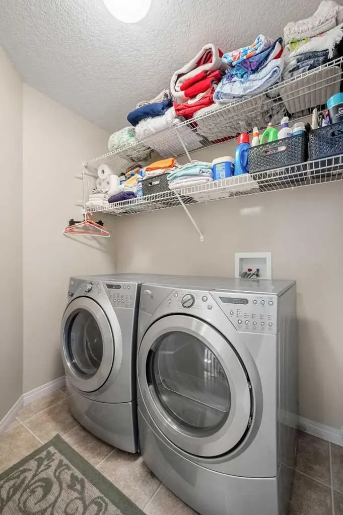 50 Springborough Crescent SW Calgary AB T3H 5M5