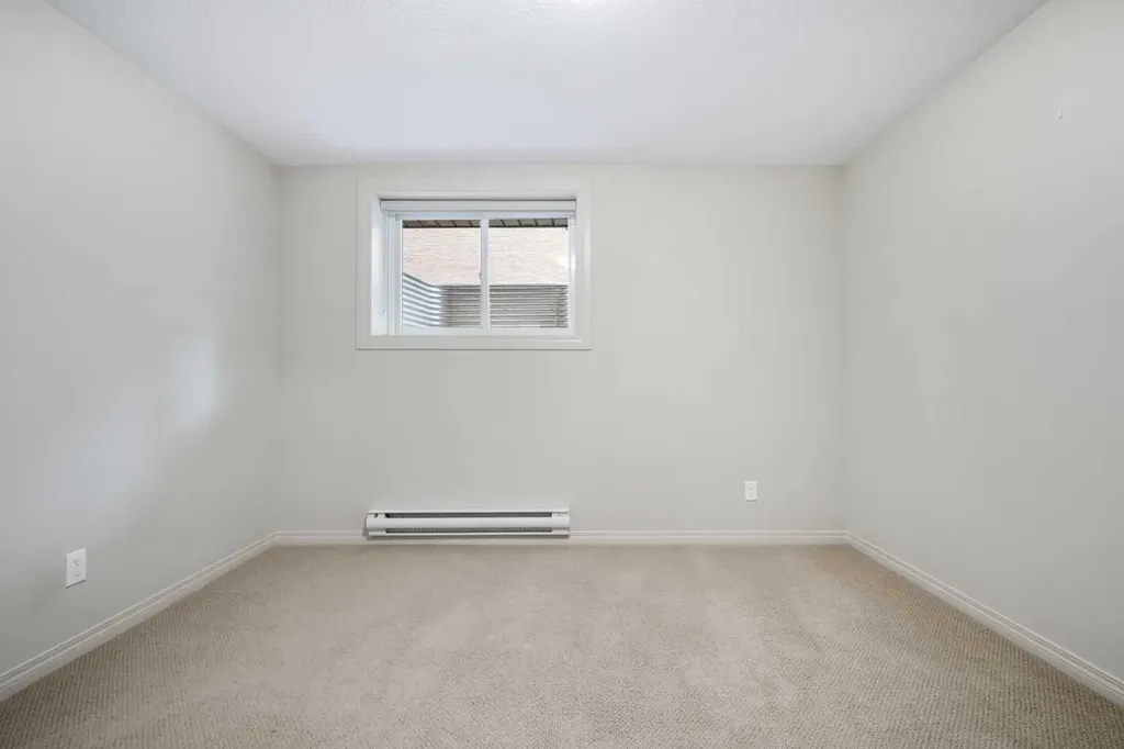 50 Springborough Crescent SW Calgary AB T3H 5M5