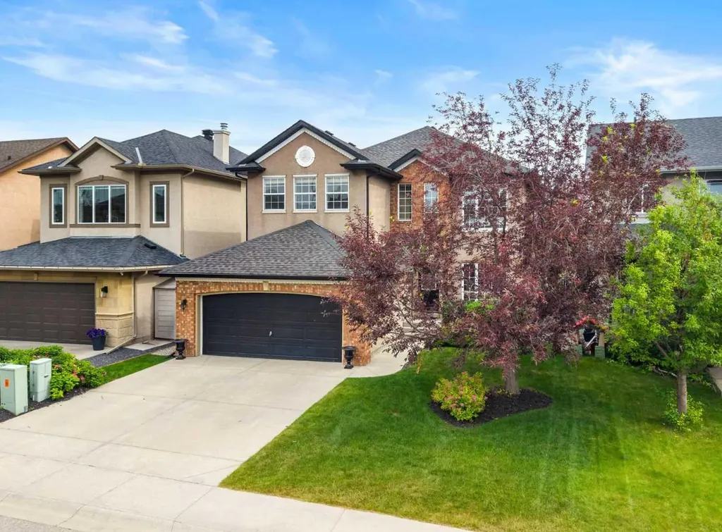 50 Springborough Crescent SW Calgary AB T3H 5M5