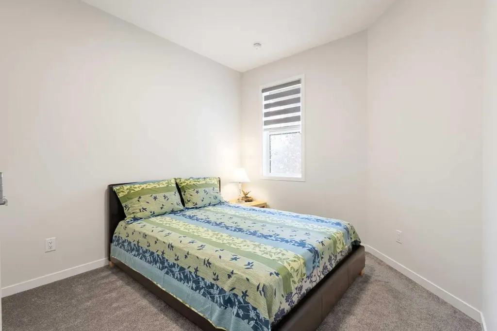 332 Magnolia Crescent SE Calgary AB T3S 0C8
