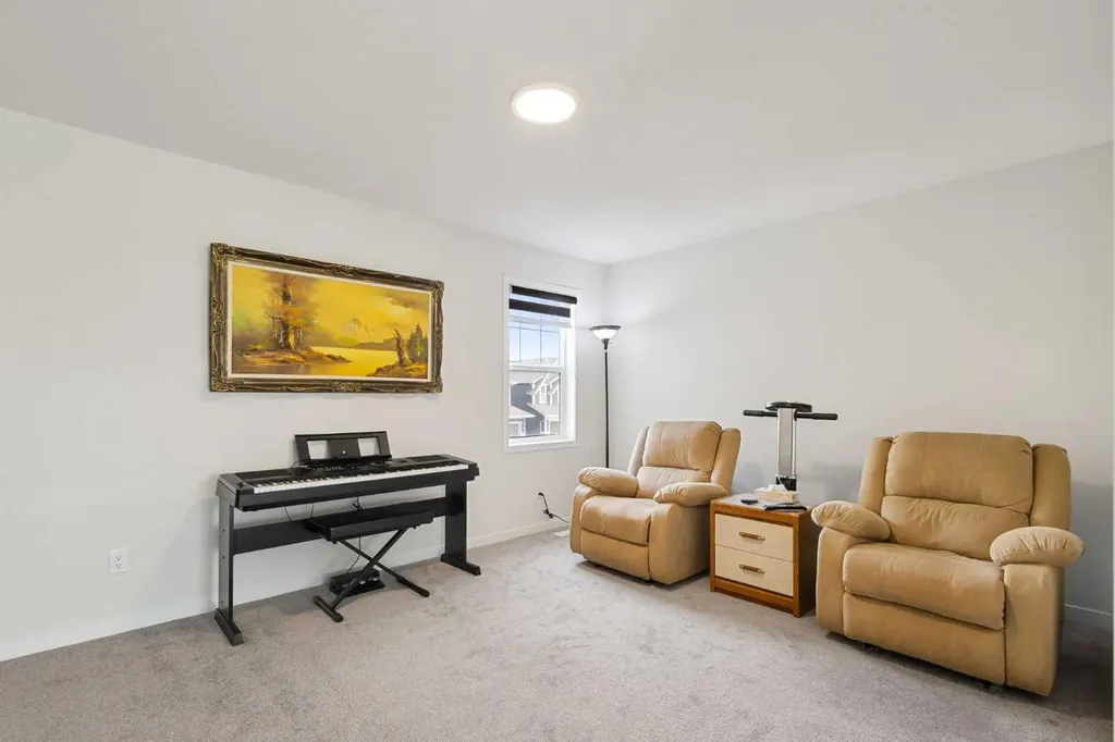332 Magnolia Crescent SE Calgary AB T3S 0C8
