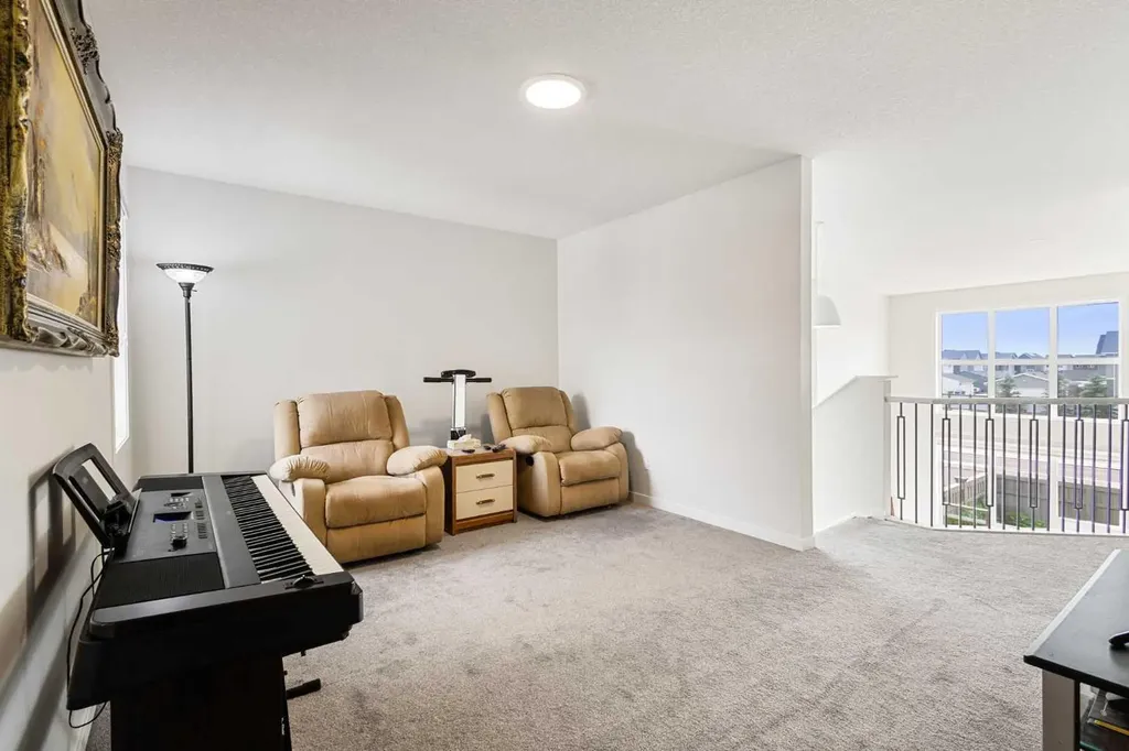 332 Magnolia Crescent SE Calgary AB T3S 0C8