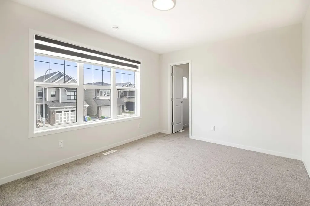 332 Magnolia Crescent SE Calgary AB T3S 0C8