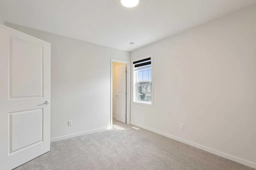 332 Magnolia Crescent SE Calgary AB T3S 0C8