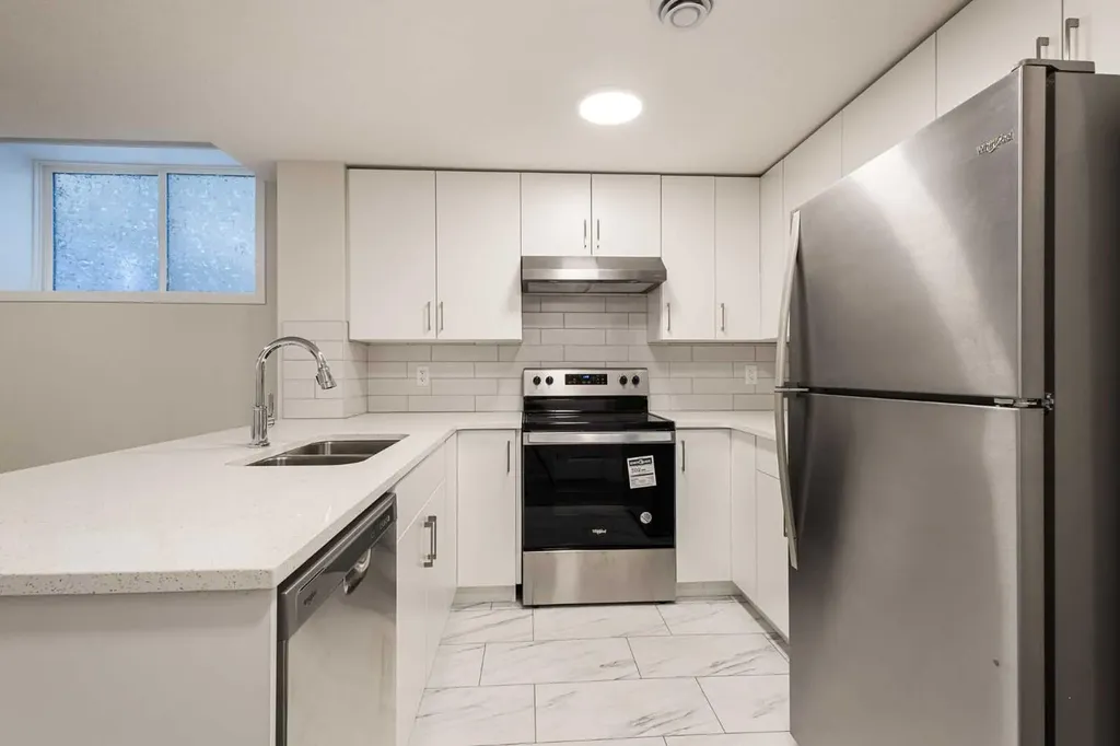 332 Magnolia Crescent SE Calgary AB T3S 0C8