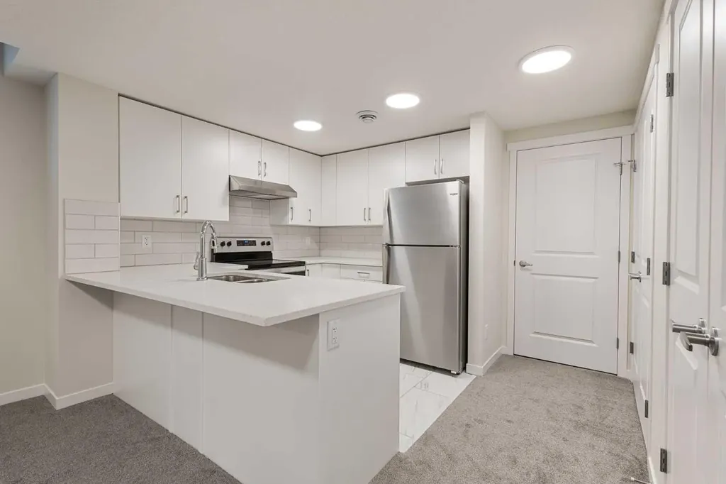 332 Magnolia Crescent SE Calgary AB T3S 0C8