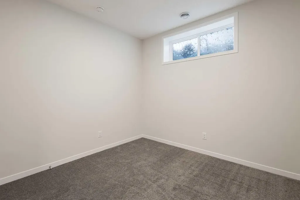 332 Magnolia Crescent SE Calgary AB T3S 0C8