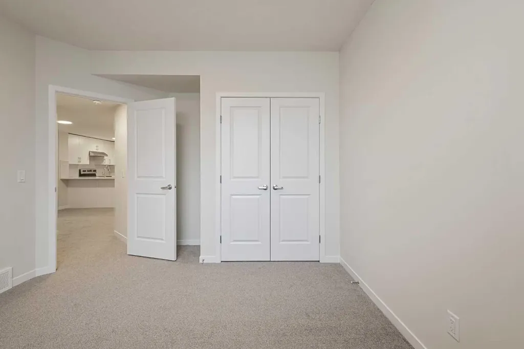 332 Magnolia Crescent SE Calgary AB T3S 0C8