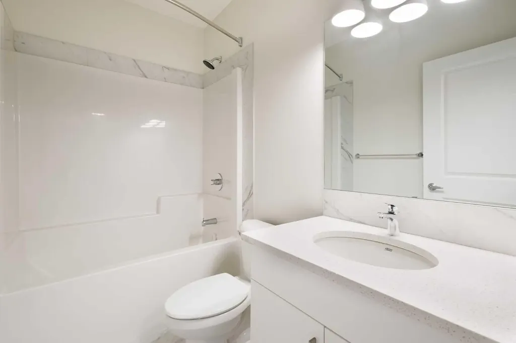 332 Magnolia Crescent SE Calgary AB T3S 0C8