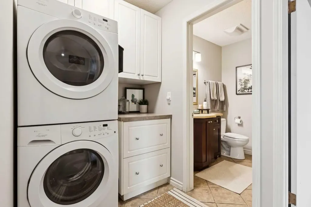16 Brenner Place NW Calgary AB T2L1Z2