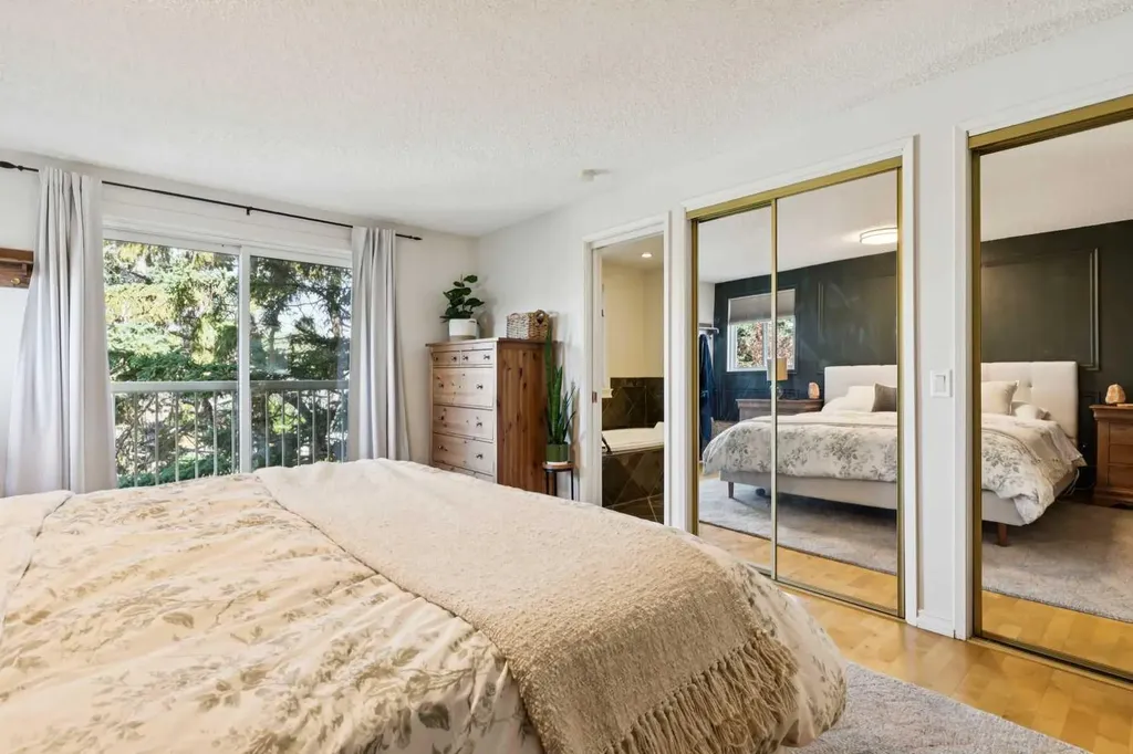 16 Brenner Place NW Calgary AB T2L1Z2