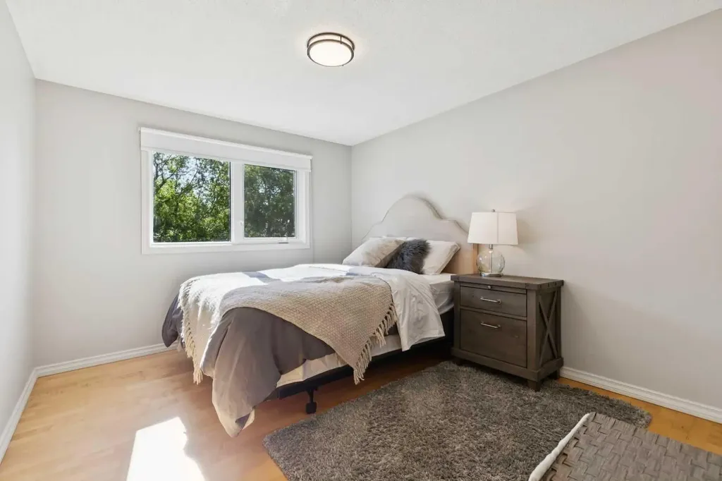 16 Brenner Place NW Calgary AB T2L1Z2
