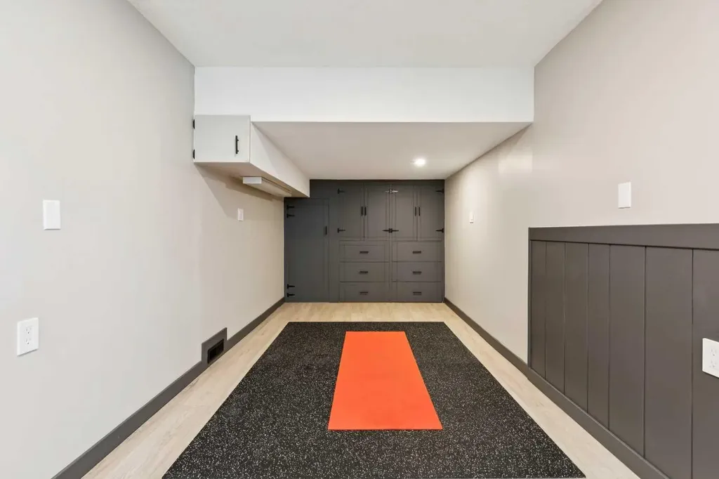 16 Brenner Place NW Calgary AB T2L1Z2