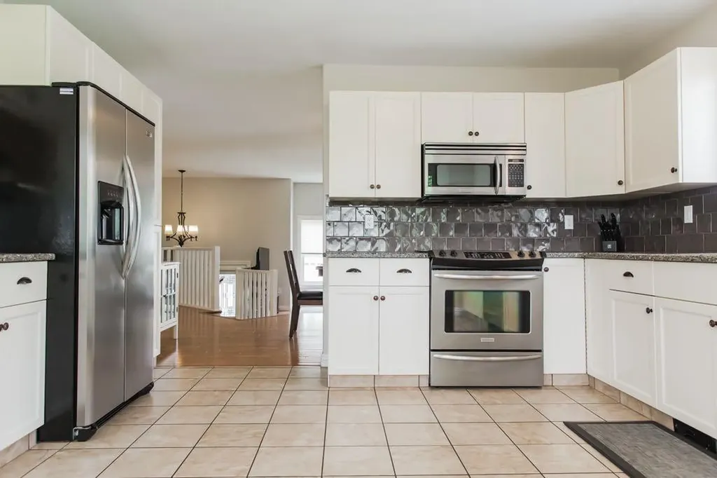 9629 Wedgewood Drive S Wedgewood AB T8W 2G6