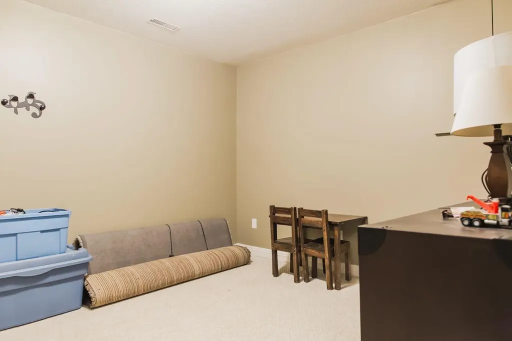 9629 Wedgewood Drive S Wedgewood AB T8W 2G6