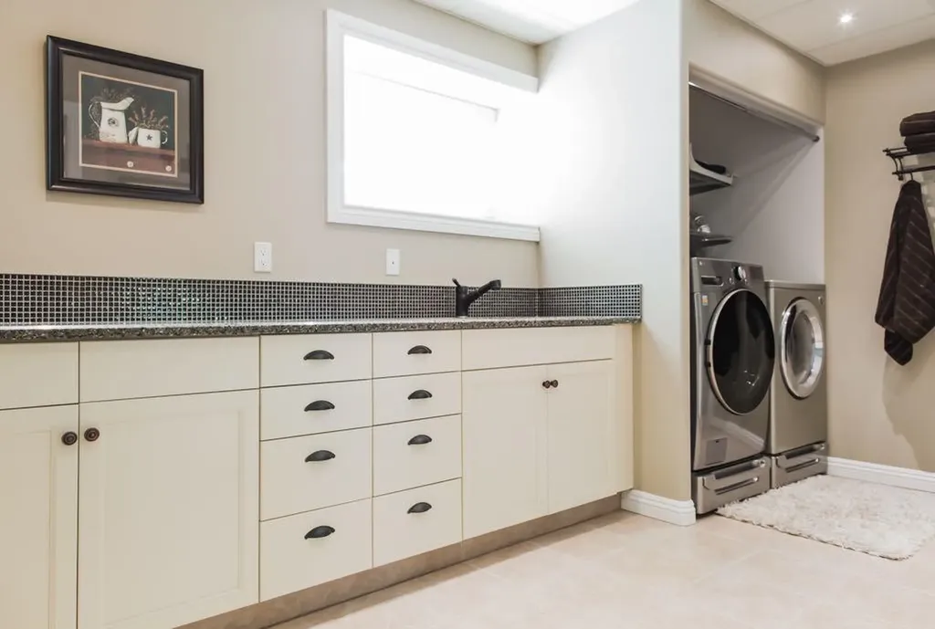9629 Wedgewood Drive S Wedgewood AB T8W 2G6
