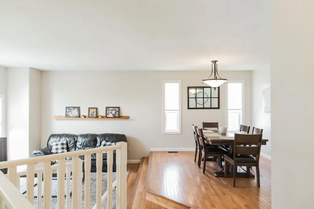 9629 Wedgewood Drive S Wedgewood AB T8W 2G6