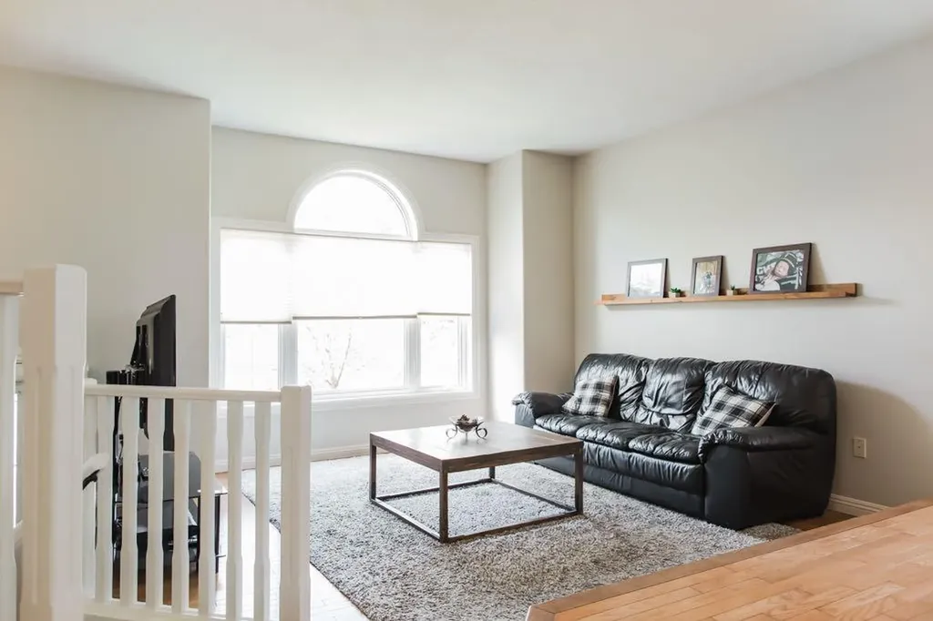 9629 Wedgewood Drive S Wedgewood AB T8W 2G6