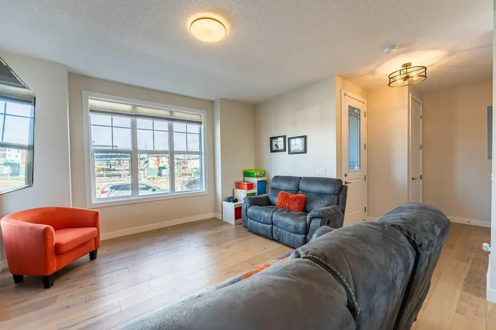 153 Waterford Boulevard Chestermere AB T1X 2M9