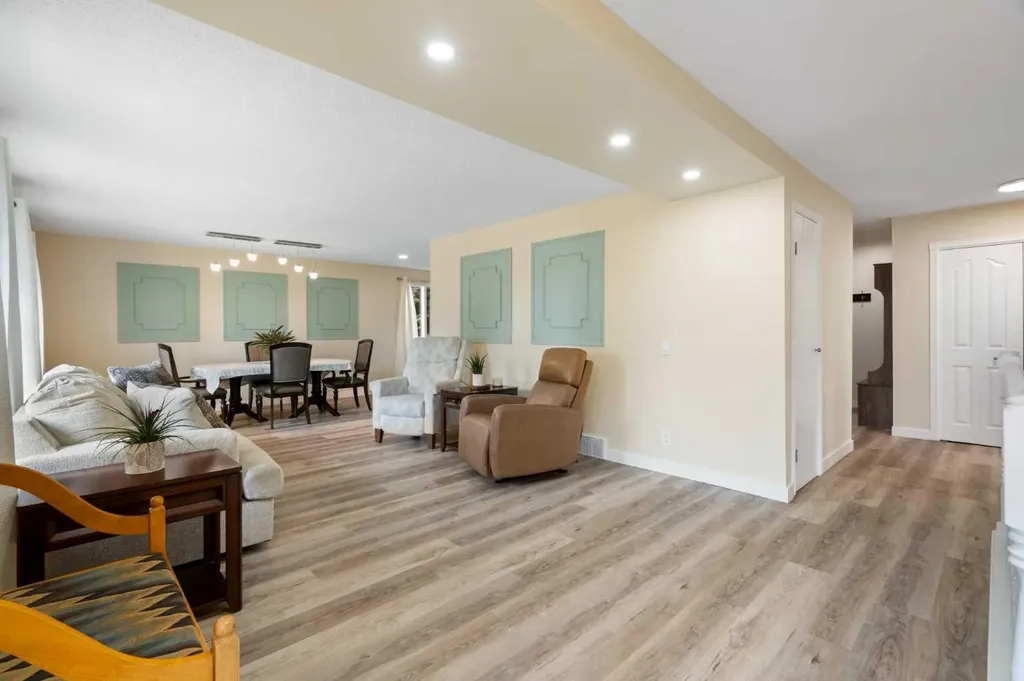 48 Deermont Way SE Calgary AB T2J 5P3