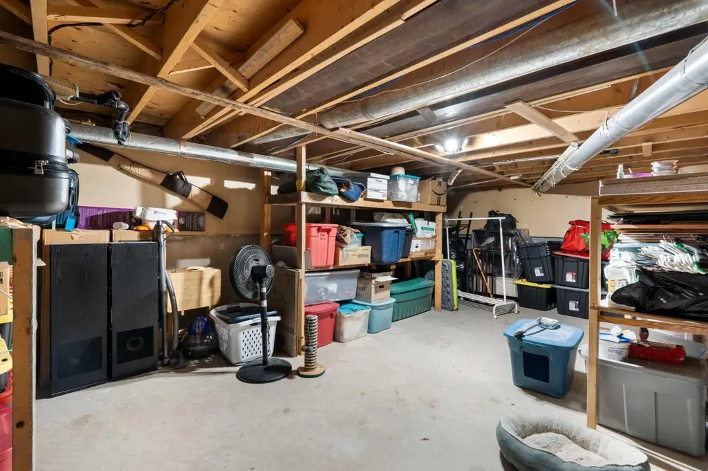 48 Deermont Way SE Calgary AB T2J 5P3
