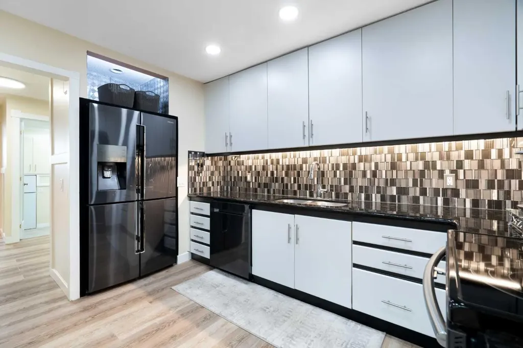 48 Deermont Way SE Calgary AB T2J 5P3