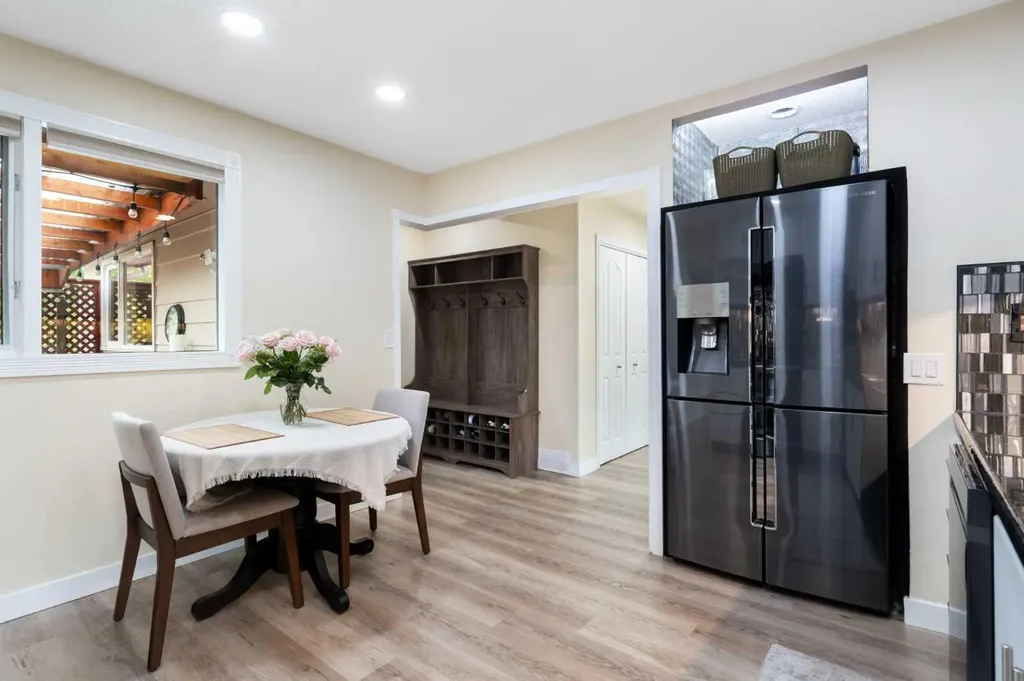 48 Deermont Way SE Calgary AB T2J 5P3
