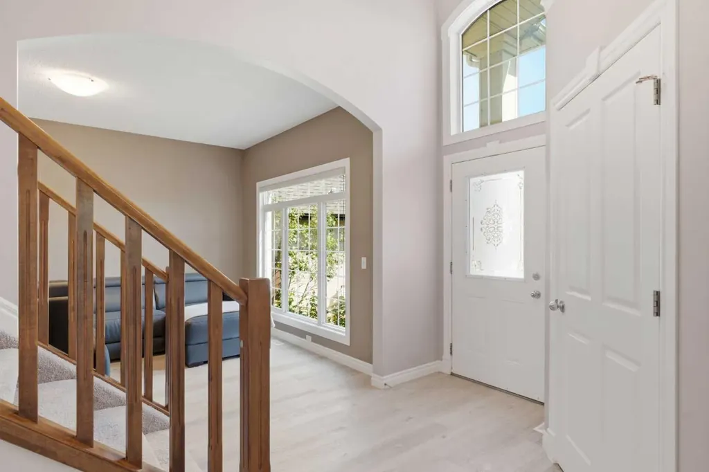 331 Parkmere Green Chestermere AB T1X1V5