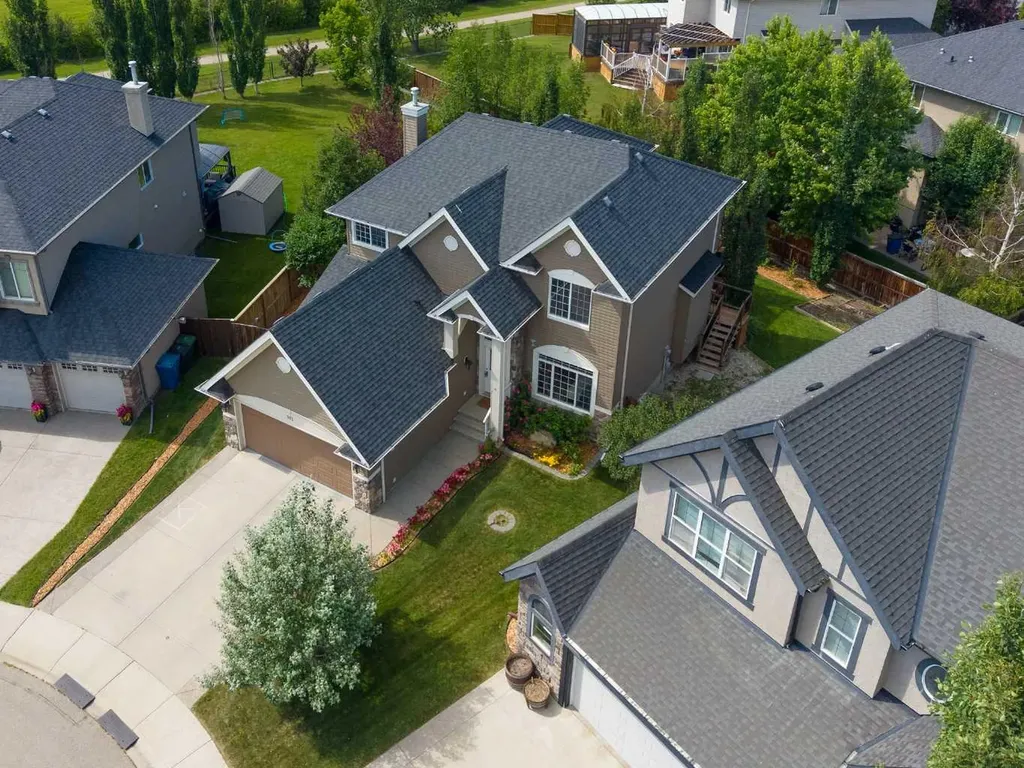 331 Parkmere Green Chestermere AB T1X1V5