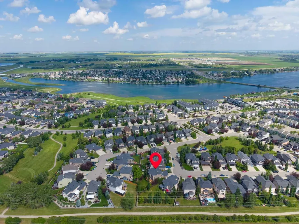 331 Parkmere Green Chestermere AB T1X1V5