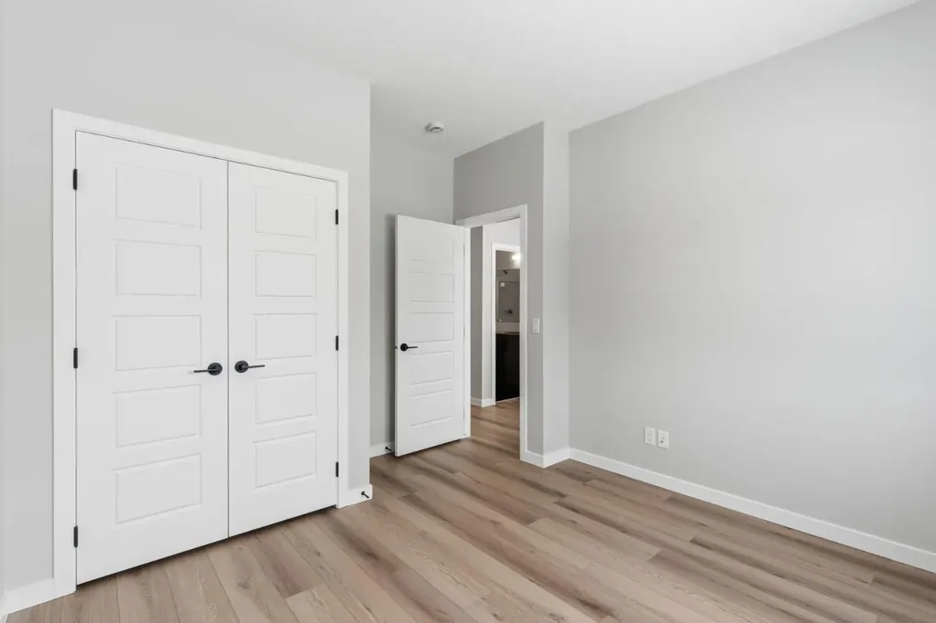 440 Lewiston Landing NE Calgary AB T3P 2J5