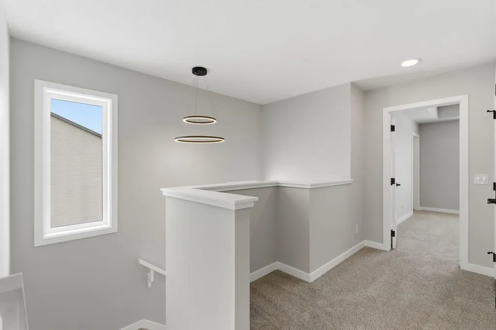 440 Lewiston Landing NE Calgary AB T3P 2J5