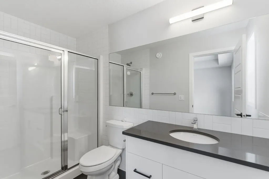 440 Lewiston Landing NE Calgary AB T3P 2J5