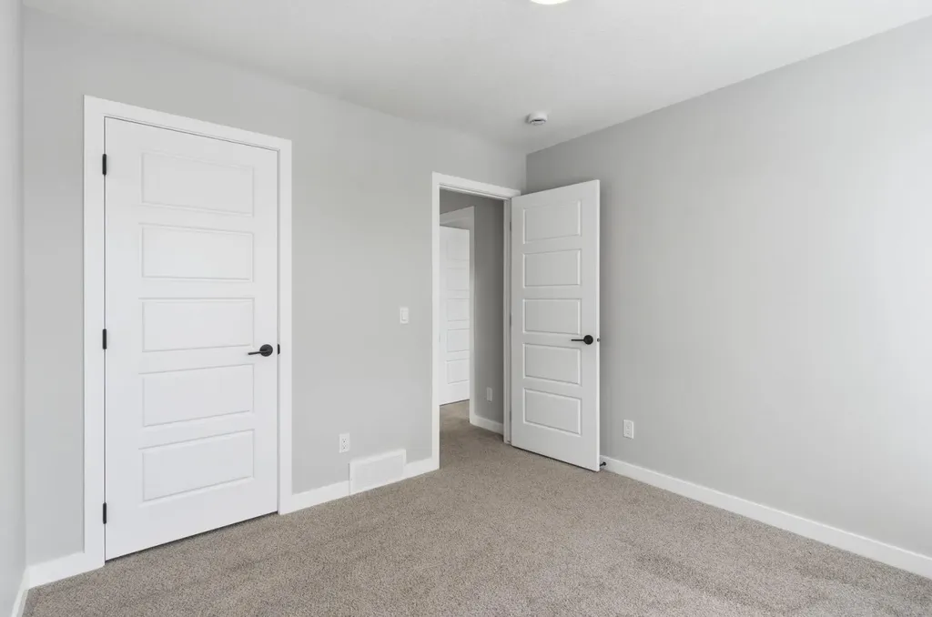 440 Lewiston Landing NE Calgary AB T3P 2J5